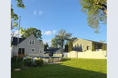 301 Hillside Avenue, Ottawa, IL 61350 - Photo 2