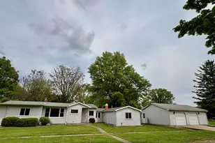 101 S Sheridan St, Lostant, IL 61334 - Photo 1