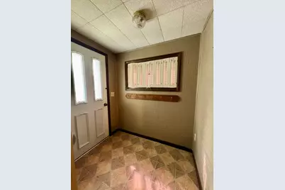 101 S Sheridan Street, Lostant, IL 61334 - Photo 2