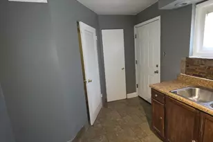 6759 S Calumet Ave, Chicago, IL 60637 - Photo 10