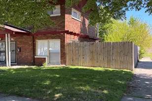 6759 S Calumet Ave, Chicago, IL 60637 - Photo 6