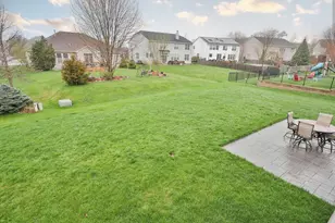 1110 Waterfront Ln, Pingree Grove, IL 60140 - Photo 36