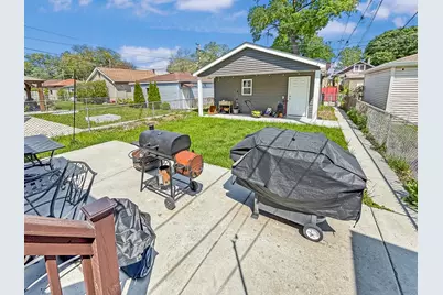 2719 Euclid Avenue, Berwyn, IL 60402 - Photo 18