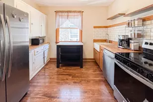 2719 Euclid Ave, Berwyn, IL 60402 - Photo 10