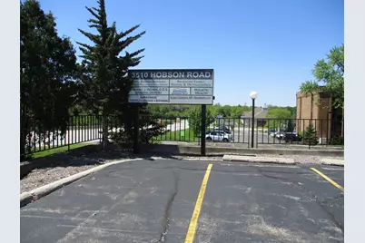 3510 Hobson Road, Woodridge, IL 60517 - Photo 2