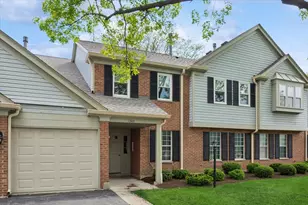 1303 Woodside Ct, Schaumburg, IL 60193 - Photo 1