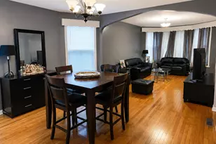 2053 N Kilbourn Ave, Chicago, IL 60639 - Photo 4