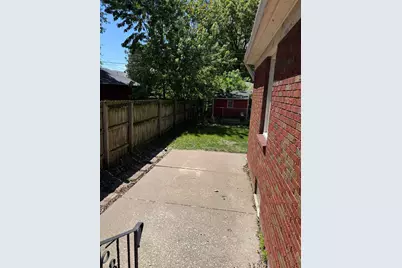 1938 Leclaire Street, Davenport, IA 52803 - Photo 40