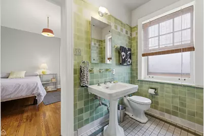 2060 W Farwell Avenue #2, Chicago, IL 60645 - Photo 22