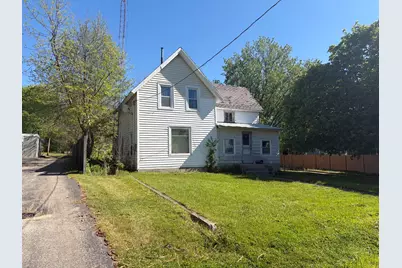 706 Dewey Street, Harvard, IL 60033 - Photo 2