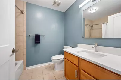 4350 N Broadway Street #307, Chicago, IL 60613 - Photo 18