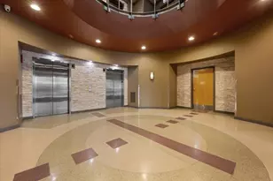 4350 N Broadway St, Chicago, IL 60613 - Photo 2