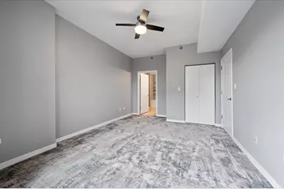 4350 N Broadway Street #307, Chicago, IL 60613 - Photo 14