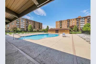 1747 W Crystal Lane #210, Mount Prospect, IL 60056 - Photo 32