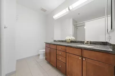 720 N Larrabee Street #1711, Chicago, IL 60654 - Photo 14