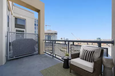 720 N Larrabee Street #1711, Chicago, IL 60654 - Photo 10