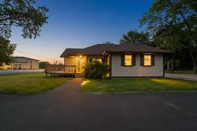 3537 N Lewis Avenue, Beach Park, IL 60087 - Photo 1