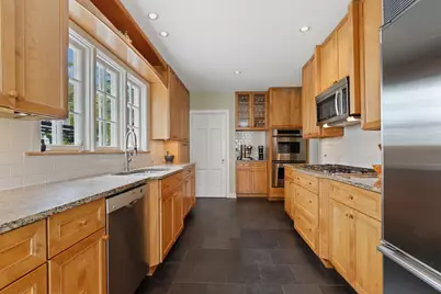 2404 Braeburn Avenue, Flossmoor, IL 60422 - Photo 6