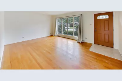 914 Coach Road, Homewood, IL 60430 - Photo 6