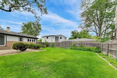 914 Coach Road, Homewood, IL 60430 - Photo 30