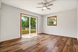 1707 Cherrywood Ln, Lindenhurst, IL 60046 - Photo 10