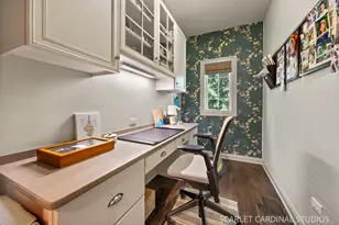 835 S Wright St, Naperville, IL 60540 - Photo 12