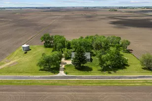 1765 Brooklyn Rd, Ashton, IL 61006 - Photo 38