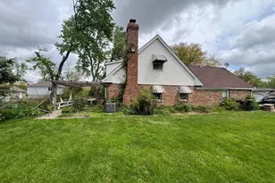 17208 Loomis Ave, East Hazel Crest, IL 60429 - Photo 4