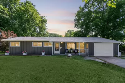 4 Woodcliff Road, Montgomery, IL 60538 - Photo 1