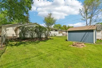 207 N Idlewild Avenue, Mundelein, IL 60060 - Photo 26