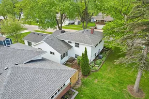207 N Idlewild Ave, Mundelein, IL 60060 - Photo 32