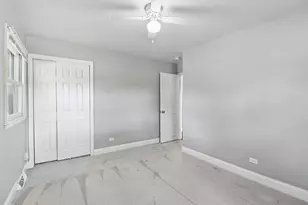 207 N Idlewild Ave, Mundelein, IL 60060 - Photo 22