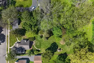 183 Lincoln Pkwy, Crystal Lake, IL 60014 - Photo 12