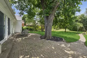 904 S 2nd Ave, Des Plaines, IL 60016 - Photo 16