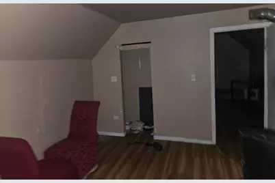 11234 S Indiana Avenue, Chicago, IL 60628 - Photo 6