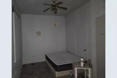 11234 S Indiana Avenue, Chicago, IL 60628 - Photo 8