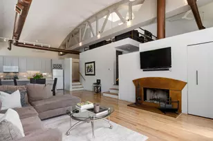 5823 N Ravenswood Ave, Chicago, IL 60660 - Photo 4