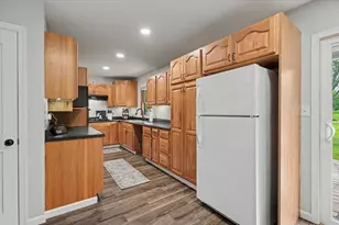218 N Crossley St, Melvin, IL 60952 - Photo 12
