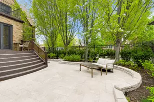 3045 W Ardmore Ave, Chicago, IL 60659 - Photo 30