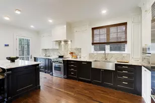 3045 W Ardmore Ave, Chicago, IL 60659 - Photo 8