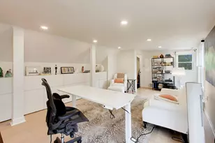 3045 W Ardmore Ave, Chicago, IL 60659 - Photo 20
