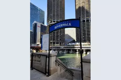 300 N State Street #4907, Chicago, IL 60654 - Photo 24