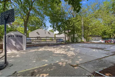 506 E College Avenue, Normal, IL 61761 - Photo 20
