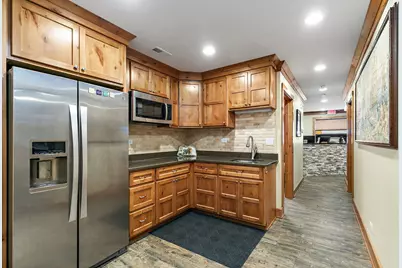 370 E Prairie Street #13, Crystal Lake, IL 60014 - Photo 8