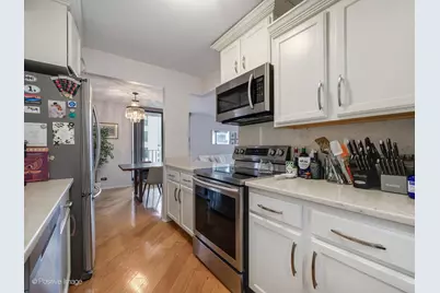 70 W Huron Street #509, Chicago, IL 60654 - Photo 14