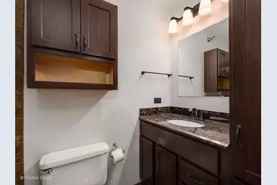 70 W Huron Street #509, Chicago, IL 60654 - Photo 18