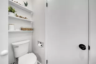 6449 S Kenneth Ave, Chicago, IL 60629 - Photo 10