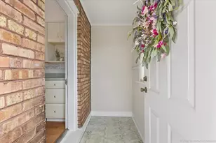 9359 S Richmond Ave, Evergreen Park, IL 60805 - Photo 12