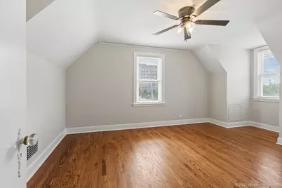 9359 S Richmond Avenue, Evergreen Park, IL 60805 - Photo 18