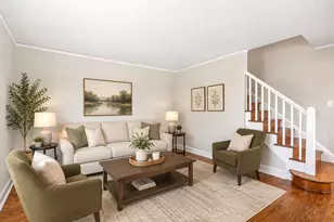 9359 S Richmond Ave, Evergreen Park, IL 60805 - Photo 4